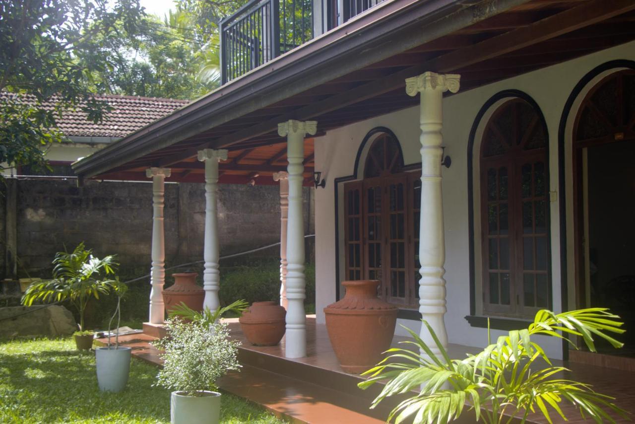 Jungle View Guesthouse Unawatuna Kültér fotó